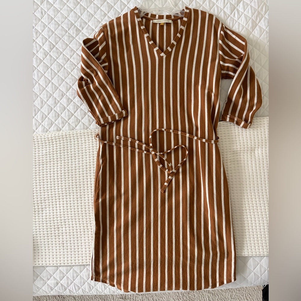 DownEast Adelyn VNeck Tshirt Dress Brown White